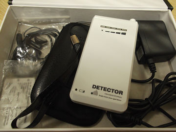 China White Portable Cell Phone Detector , 890-915MHZ GSM Signal Detector supplier